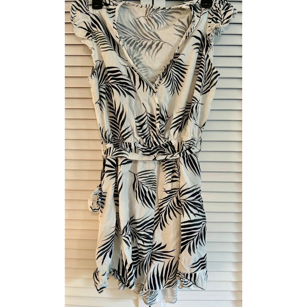 Women’s Black & White Tropical Palm Leaf Ruffle Romper with Waist Tie Size M